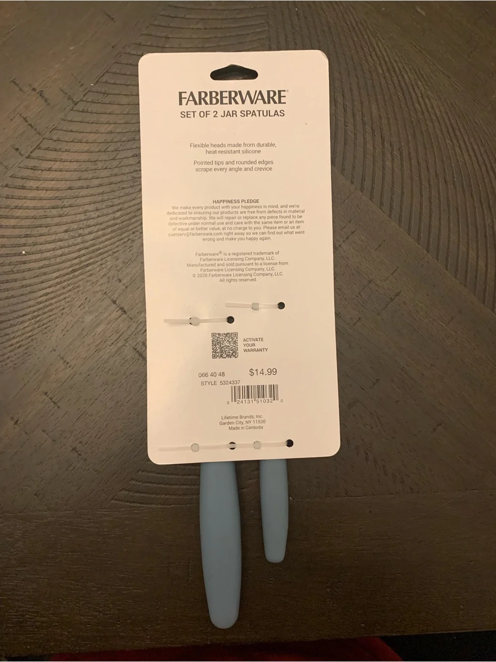 Kitchen spatulas on retail card
